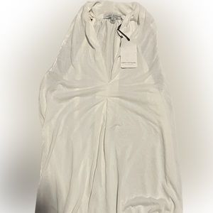 Green envelope. Sleeveless blouse size small